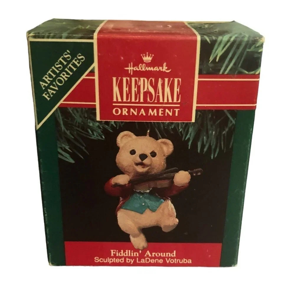 VTG HALLMARK KEEPSAKE '91 "Fiddlin' Around" Bear Violin Xmas Christmas Ornament - Picture 2 of 8